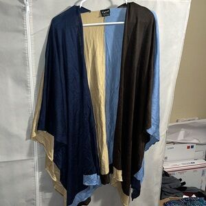Blue and brown poncho color block